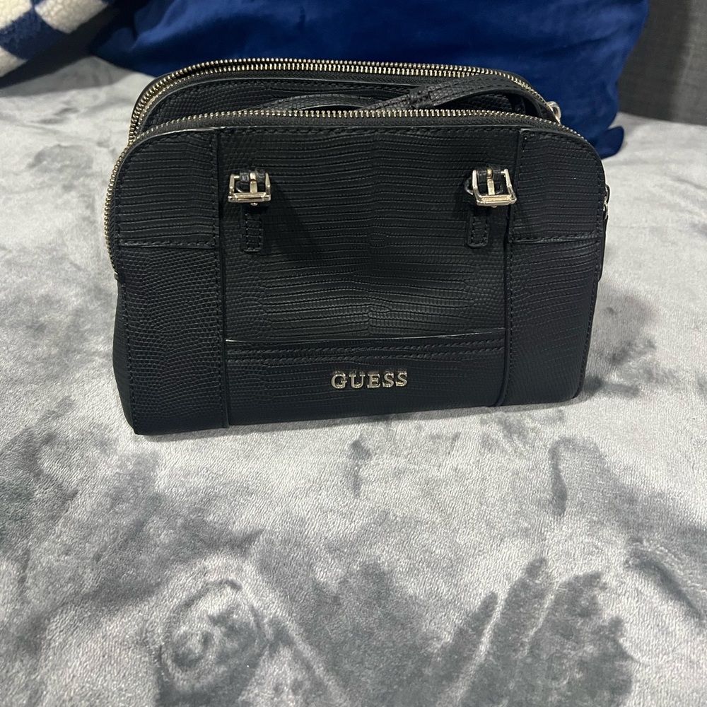 Guess purse